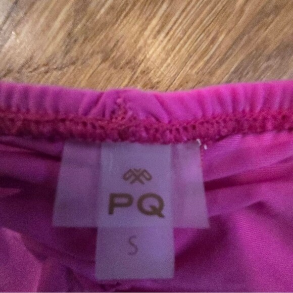 NWT PQ Swim Lace Triangle Swim Bikini Bottom Hot Pink Medium beach summer - Picture 3 of 4